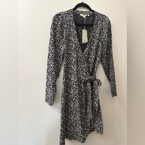 Boden NWT Black and White Patterned Long Sleeve wrap Dress - size 6